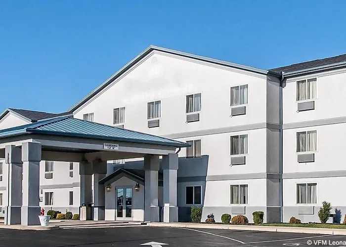 Bluffton Inn & Suites
