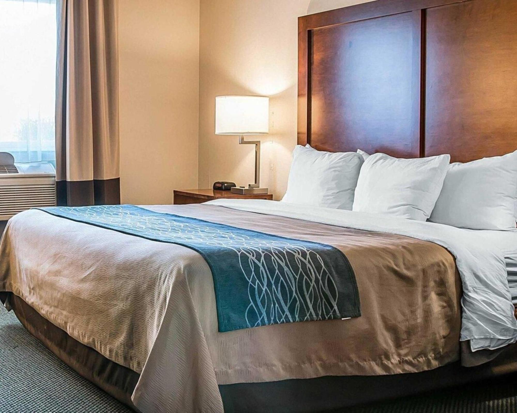 & Hotel
