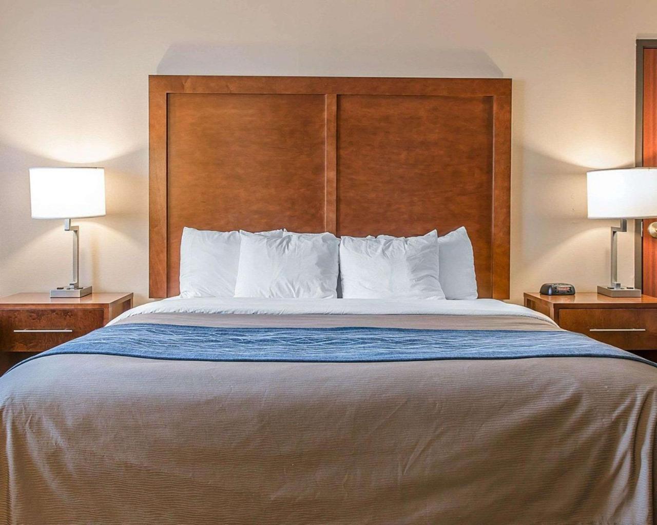 Hotel & 2*